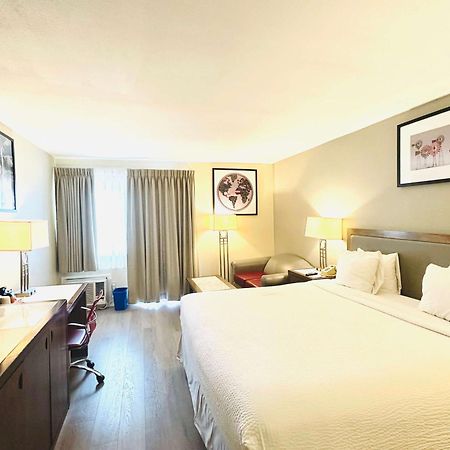 Hotel Ramada Plaza By Wyndham Garden Grove/Anaheim South Exterior foto
